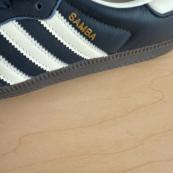 Adidas Samba Navy Blue and Cream Shoes- Men’s 7 - Picture 5 of 12